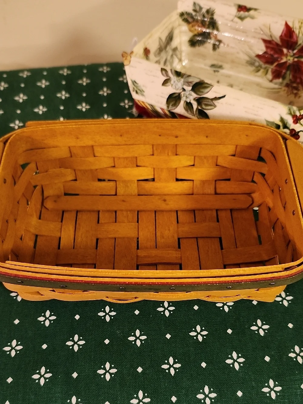 Longaberger 2006 Holiday Helper Basket